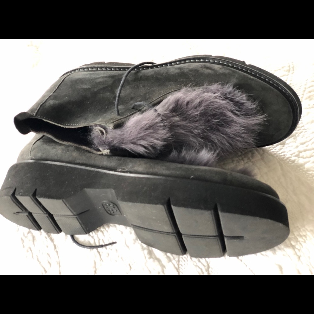 Shoes - Picture 4 of 5